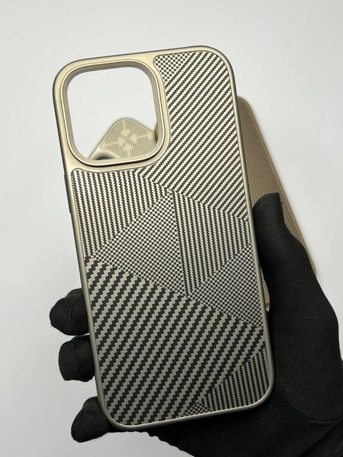 iPhone 16 pro max Cover