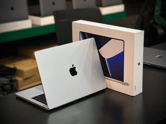 Macbook Pro M1 Max 14 inch price in pakistan