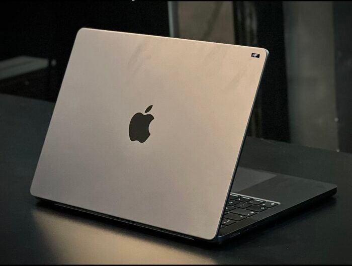 macbook pro m3 14 inch price in pakistan