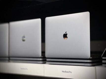 macbook pro m1 13 inch price in pakistan