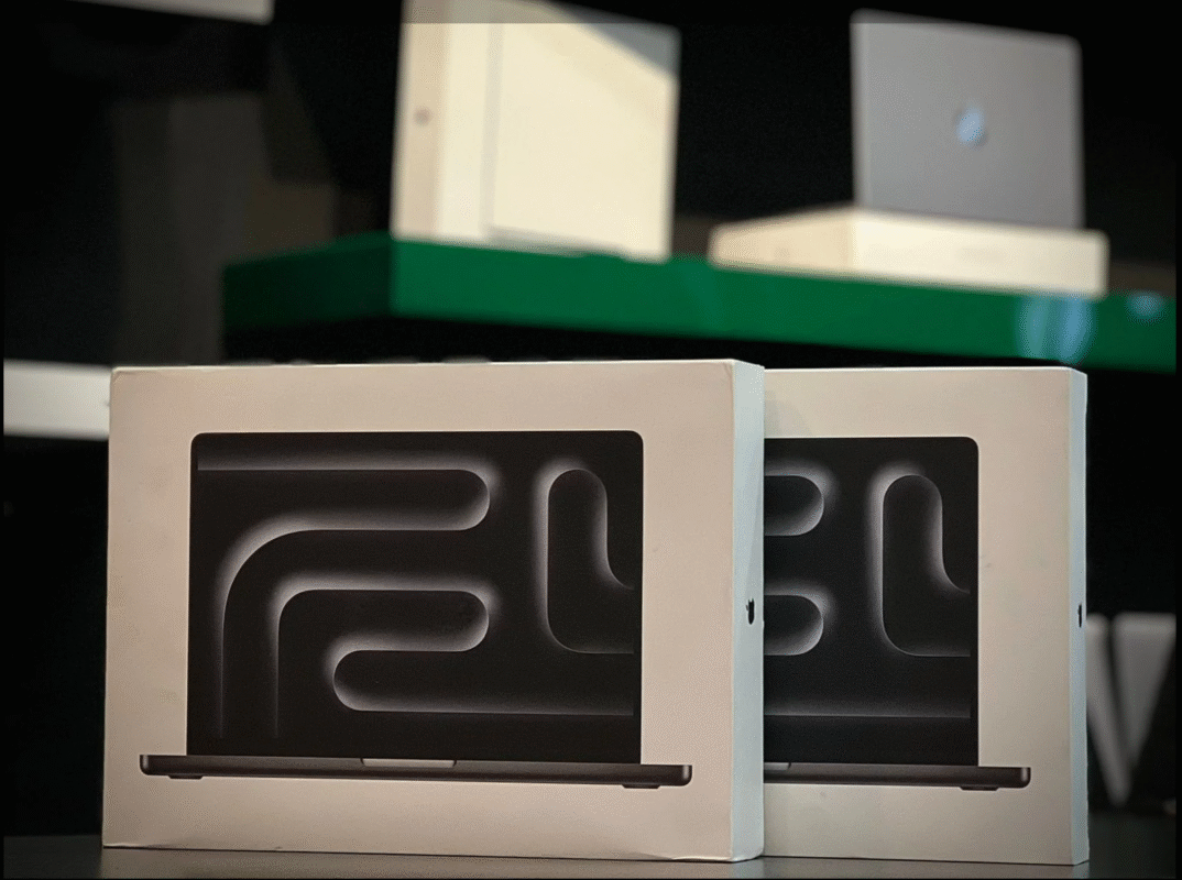 Apple MacBook 14 M4 Pro A3401 | 24GB Ram 1TB Storage 14C-CPU 20C-GPU | Box Packed MacBook Best Price in Pakistan