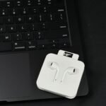 Apple Hand Free With Type C Jack ( 100% Orignal )