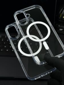 MagSafe Spigen Crystal Clear Case for iPhone 17