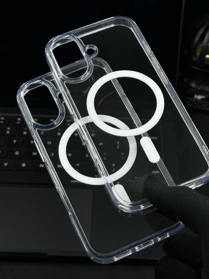 MagSafe Spigen Crystal Clear Case for iPhone 17