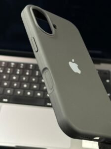 iPhone 17 Covers