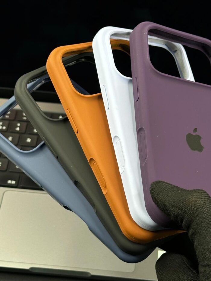 Official Soft Silicone Back Case For iPhone 17 pro - Image 4