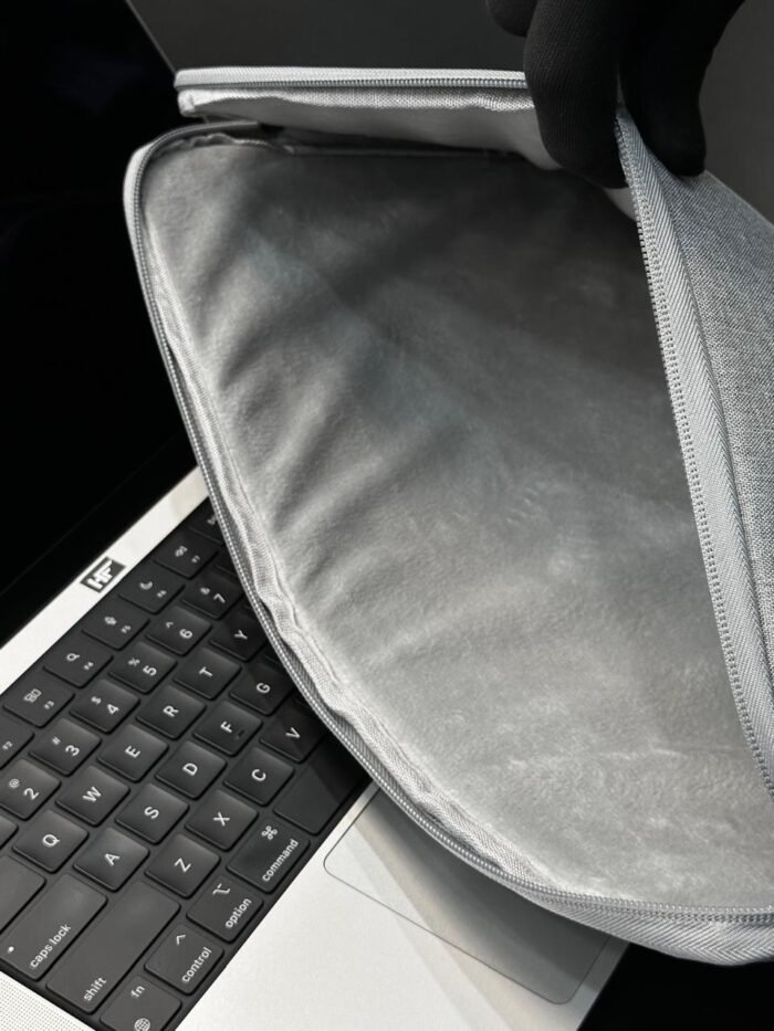 laptop hand bags price pakistan