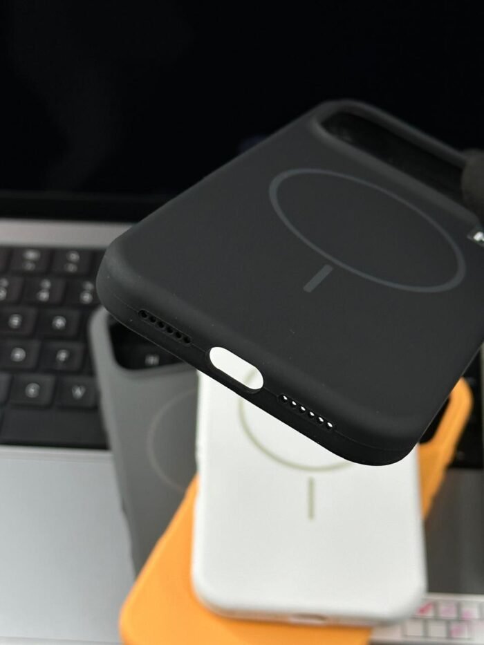 iPhone 17 pro cases