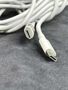 macbook cable