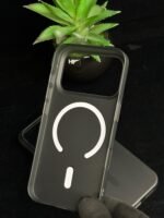 iPHONE 17 PRO MAX COVERS